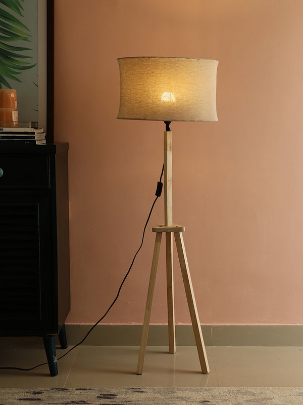 SANDED EDGE NORTHERN TRIPOD FLOOR LAMP IN SOLID WOOD AND NATURAL WOOD COLOR  IN BEIGE COLOR OVAL SHAPE SHAPE COLLAPSIBLE SHADE, FOR GIFT PACK OF 1.